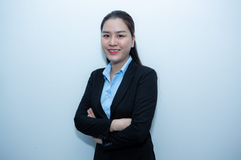 LUẬT SƯ NGÔ TRẦN THÚY VÂN Chuyên viên pháp lý